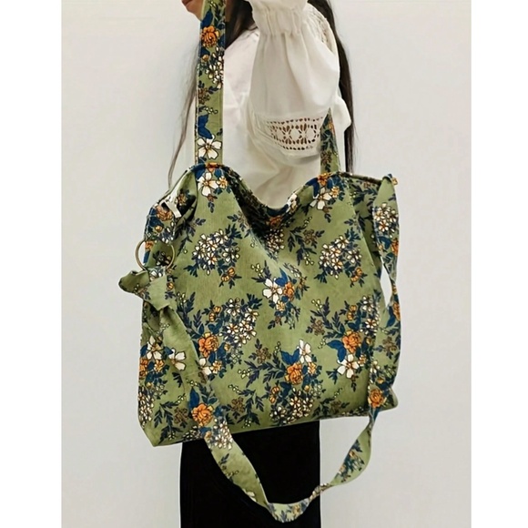 Vintage Look Floral Print Large Boho Shoulder Crossbody Bag - Picture 1 of 9